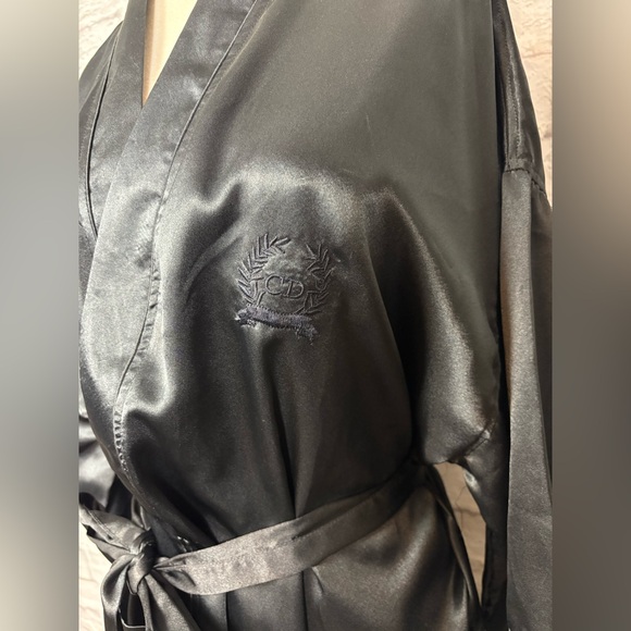 Christian Dior Black Monsieur Embroidered robe - Picture 3 of 6